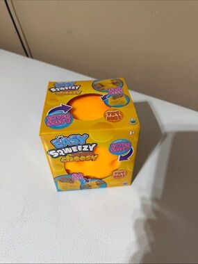 🔥Orb Easy Sqweezy Super Cheesy Extra Soft Slow Rise Squishy Sensory Toy New 🧀